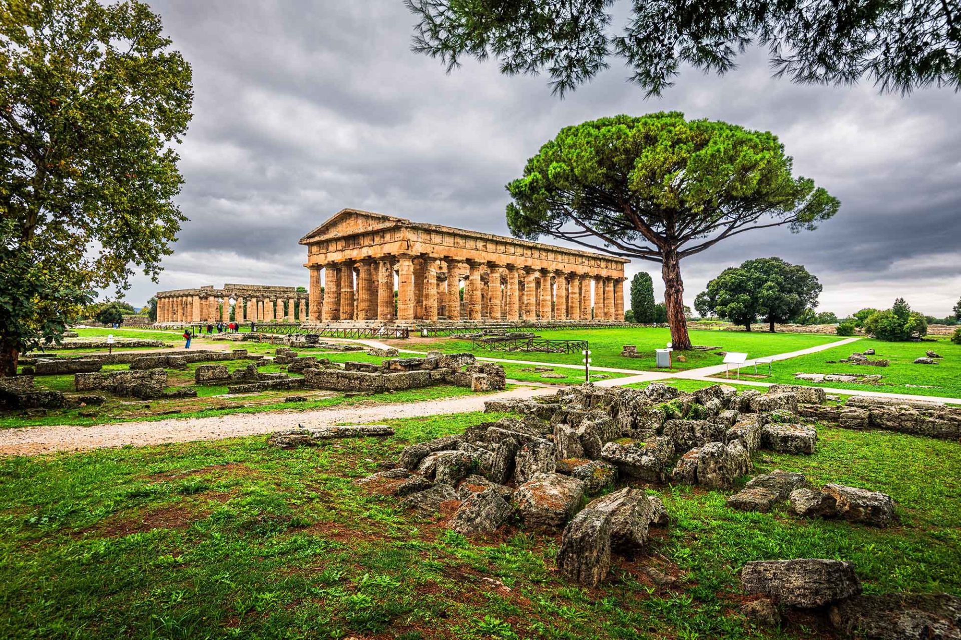 ancient city temple italia